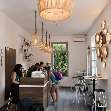 Kumba Hostel Χανιά